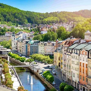vienna-house-dvorak-karlovy-vary.karlovyvary-hotels.com/